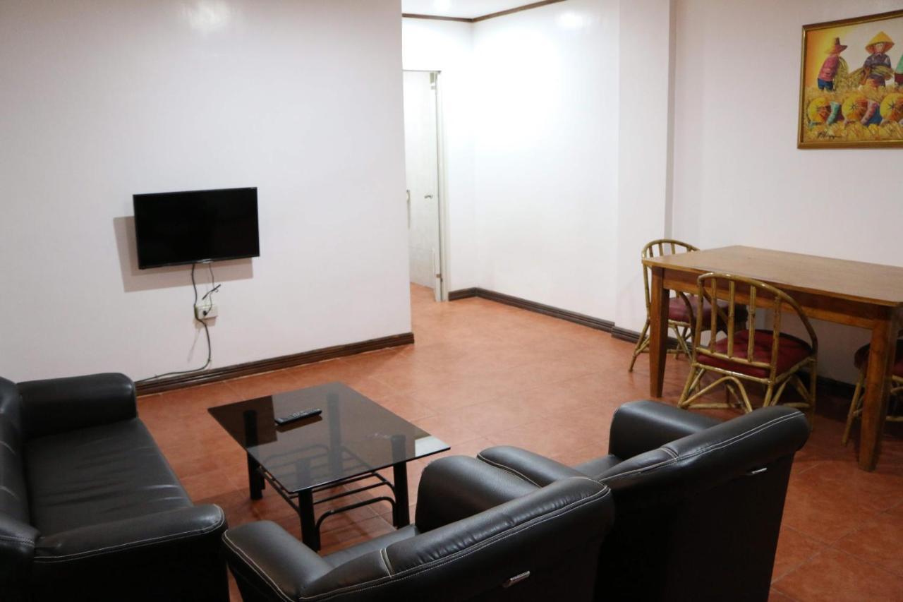 Badladz Staycation Condos 푸에르토갈레라 외부 사진