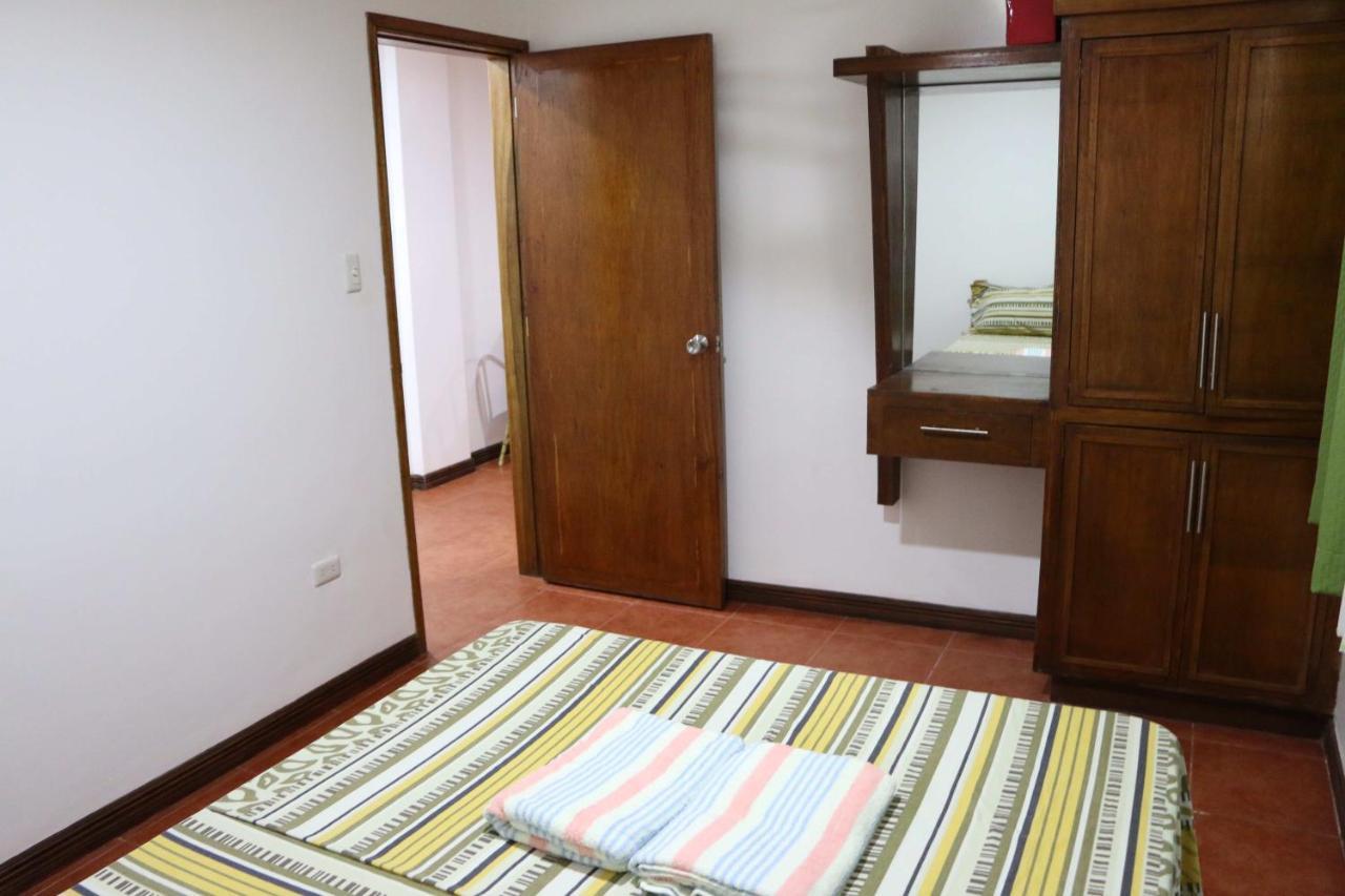 Badladz Staycation Condos 푸에르토갈레라 외부 사진